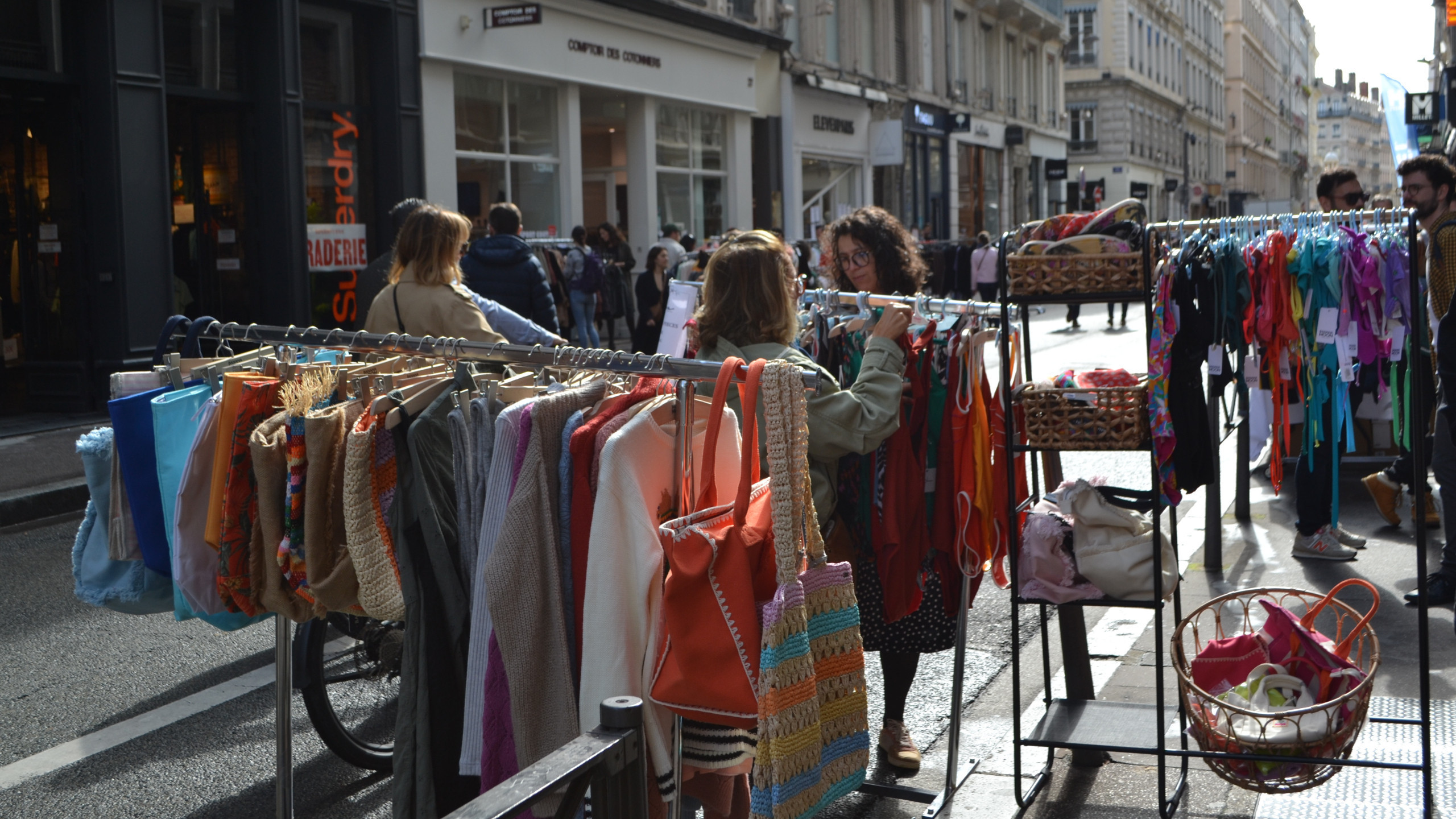© My Presqu'île - Ce week-end, les rues de la Presqu'île seront investies par les commerces à l'occasion du Lyon Braderie festival.