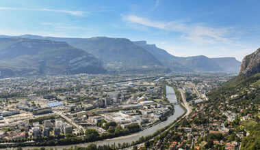 Grenoble : une jeune femme poignardée mortellement - LINFO.re