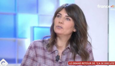 "J’ai eu assez peur" : Estelle Denis se confie suite à l’affaire des colis piégés (ZAPTV)