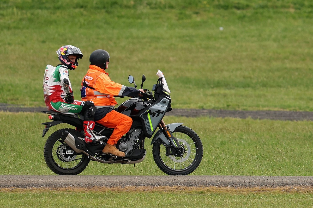 Zarco retrouve confiance sur la Honda... avant de chuter