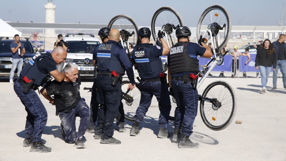 spectaculaires animations au J4 et stand de recrutement, la police municipale montre ses muscles