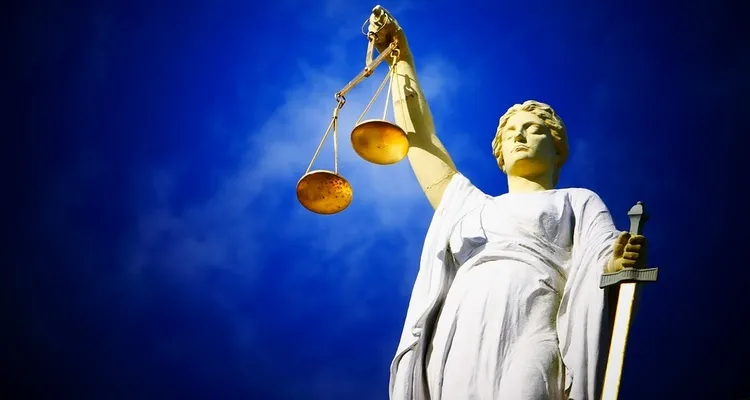 Quatre personnes condamnées pour une soixantaine de vols de camions en Île-de-France