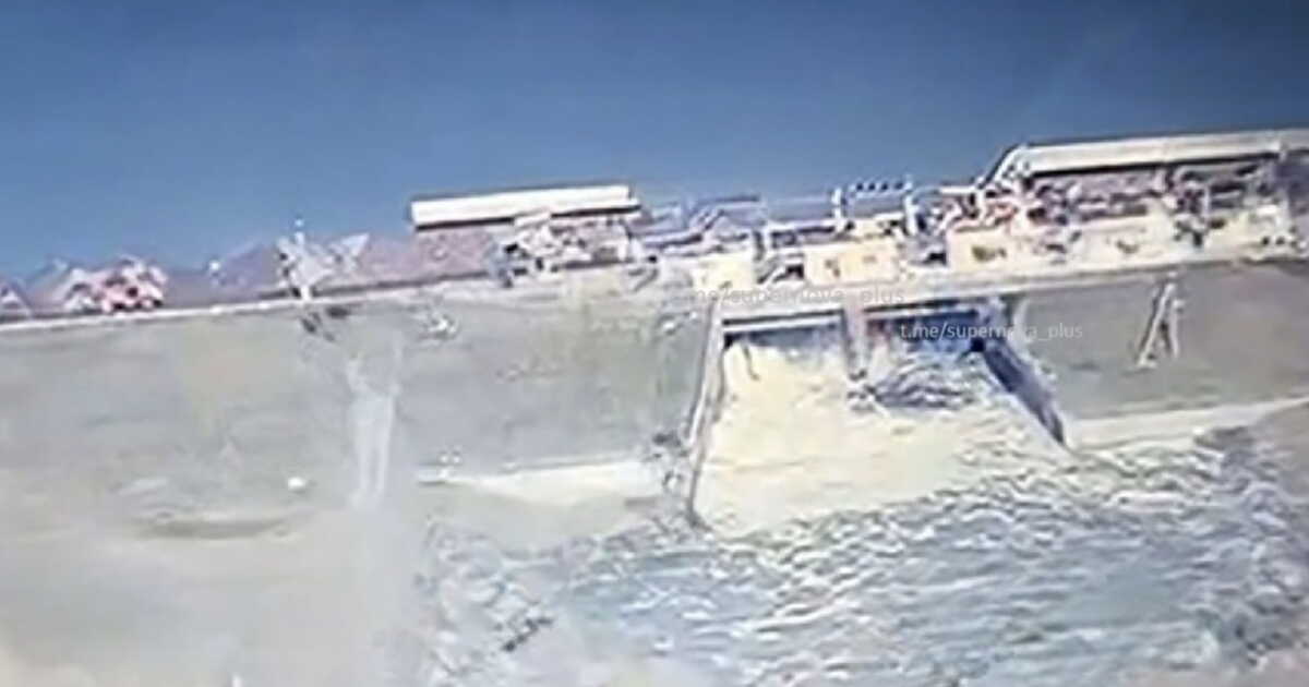 L'Ukraine frappe un barrage dans la région de Belgorod et noie troupes et logistique russes