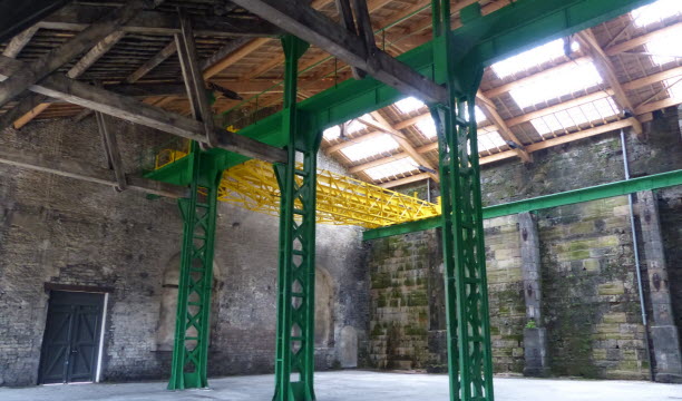 L'une des halles de l'ancienne fonderie d'Ecurey, dont le plafond culmine à 12 mètres de hauteur. Photo Julien Beneteau