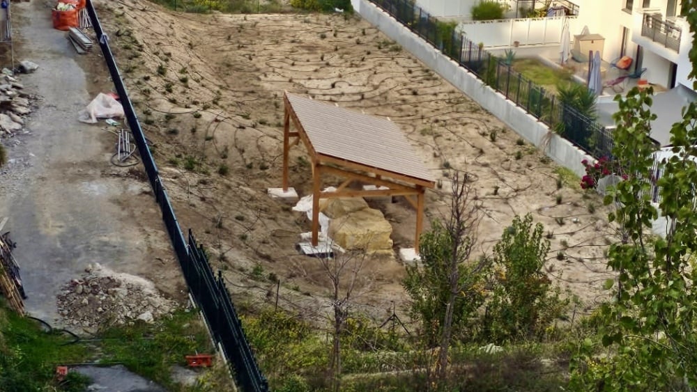 une ombrière en bois comme point final de la préservation de la carrière de la Corderie ?