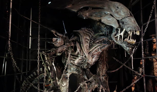 La reine Alien se découvrira à la lampe torche au Musée Cinéma & Miniature.   Photo d’archives Delphine Givord