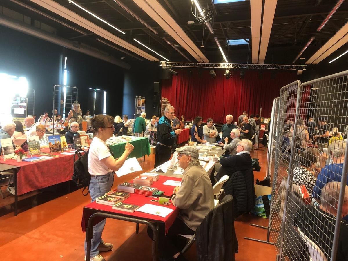 un salon du livre à taille humaine