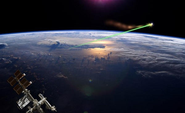 Le Royaume-Uni accuse la Russie de "cibler constamment" ses satellites militaires - Zone Militaire