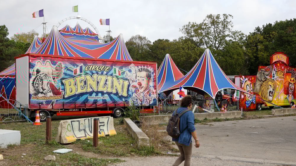 Au tribunal, la Ville de Marseille réclame l'expulsion du cirque Benzini installé sur le parking de la piscine Bonneveine