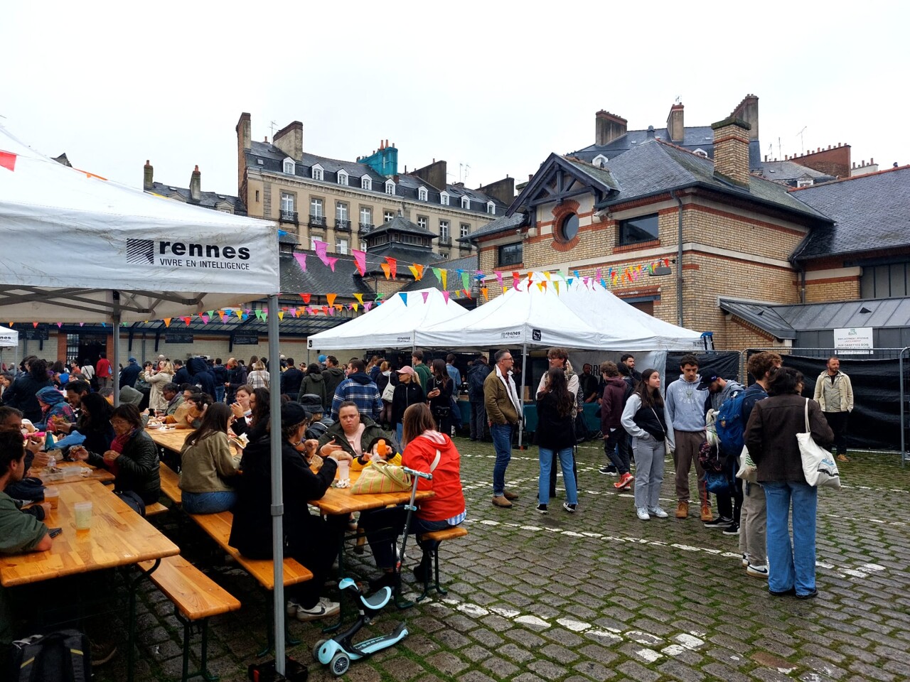Le Marché à manger de retour à Rennes ce dimanche, voici les restaurants présents