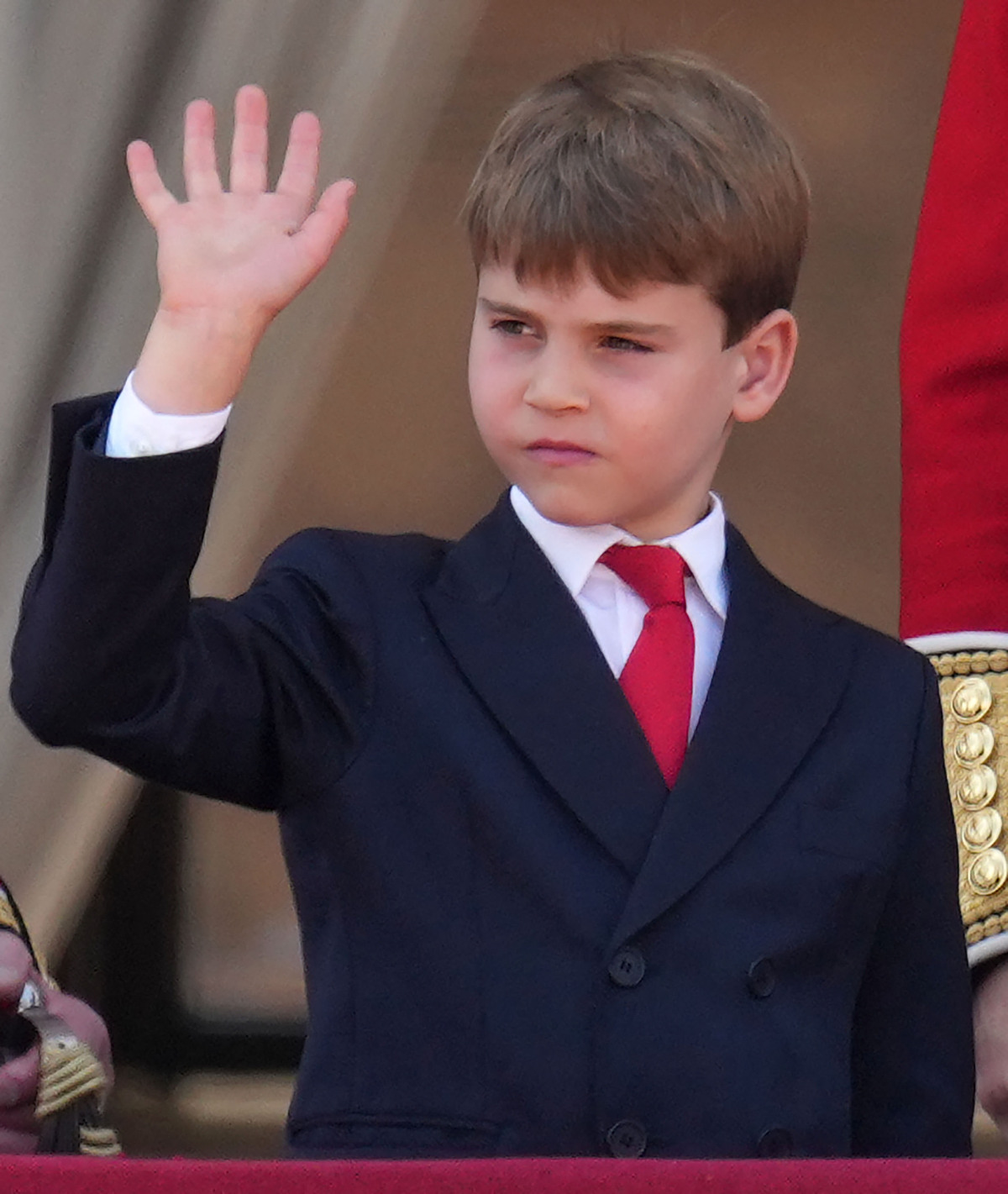 Le prince Louis au balcon de Buckingham Palace lors de la cérémonie Trooping the Colour à Londres.
