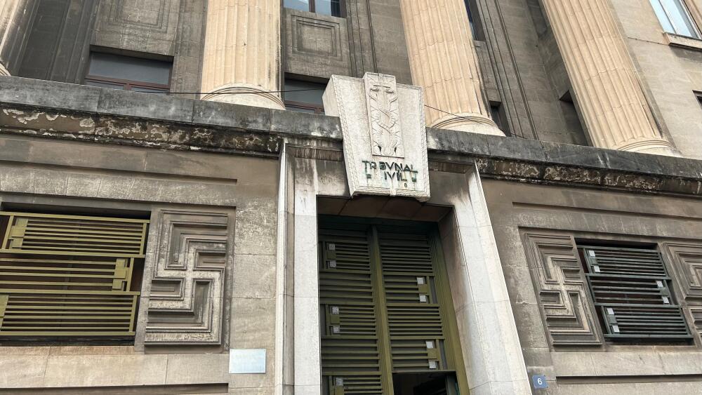 Contrôlé à Marseille avec trois Rolex et 11 000 € en cash, il tente de se faire passer pour un commercial