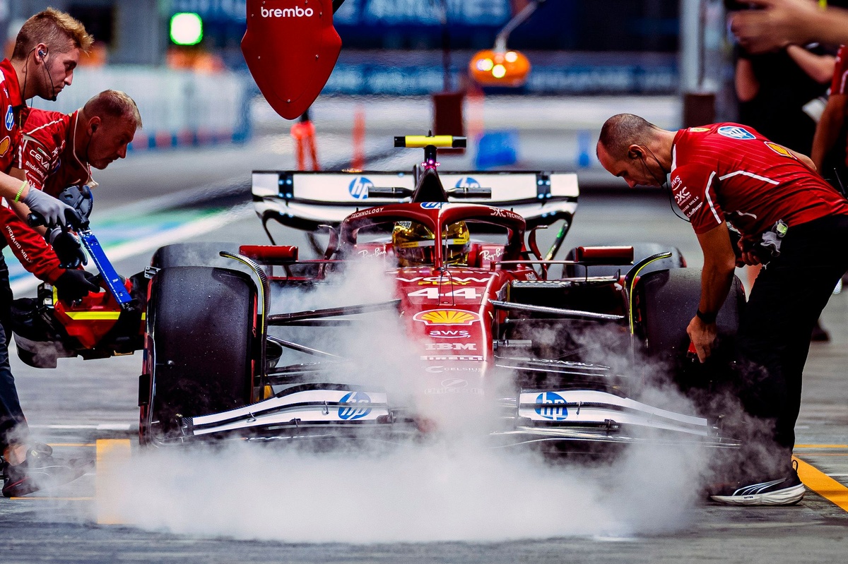 Ferrari "doit gagner" en F1, martèlent ses dirigeants lors d'une journée coûteuse