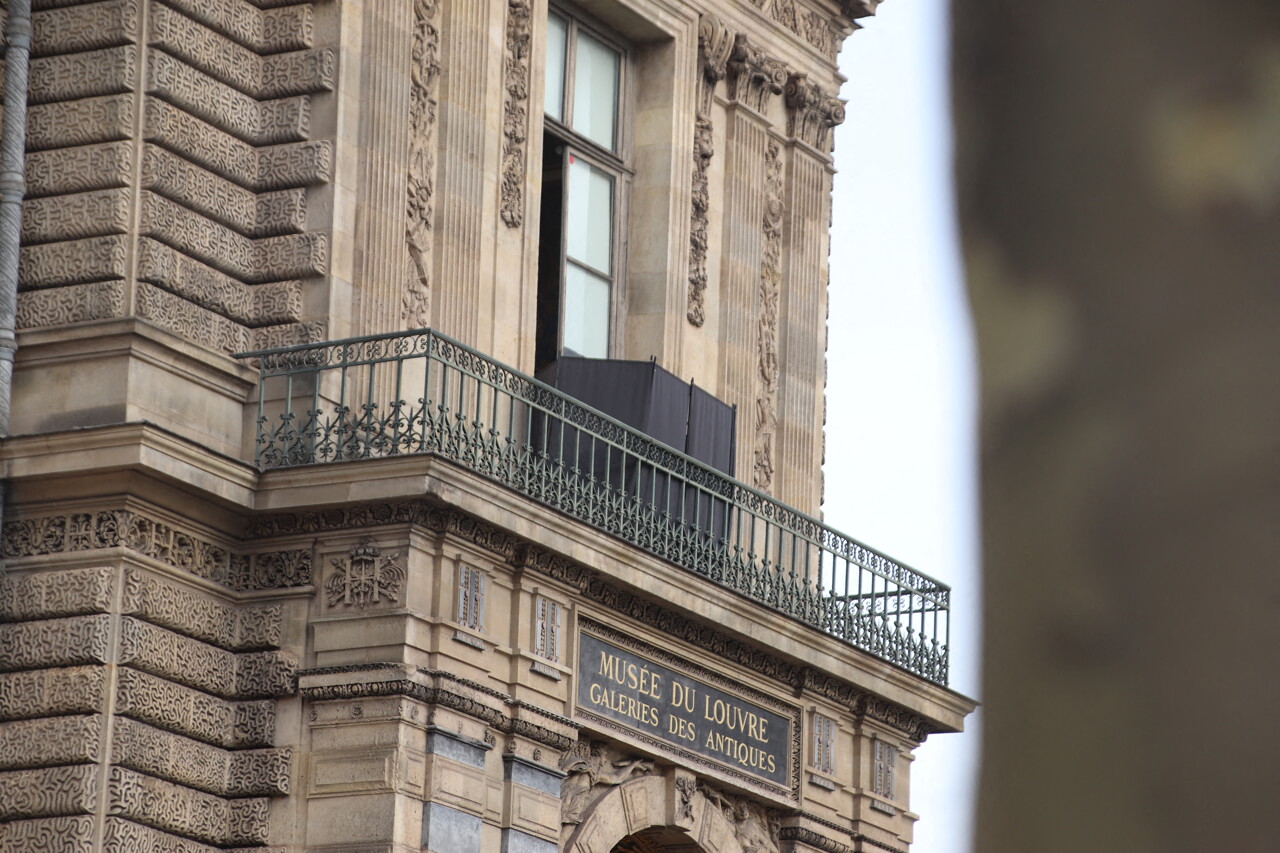 Arrestations après le vol au Louvre, burgers... Le récap de l'info du week-end à Paris et en Île-de-France