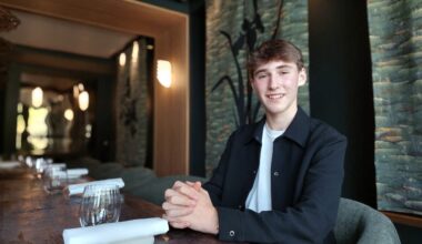 serveur dans un restaurant étoilé à 16 ans, Mahé est meilleur apprenti de France