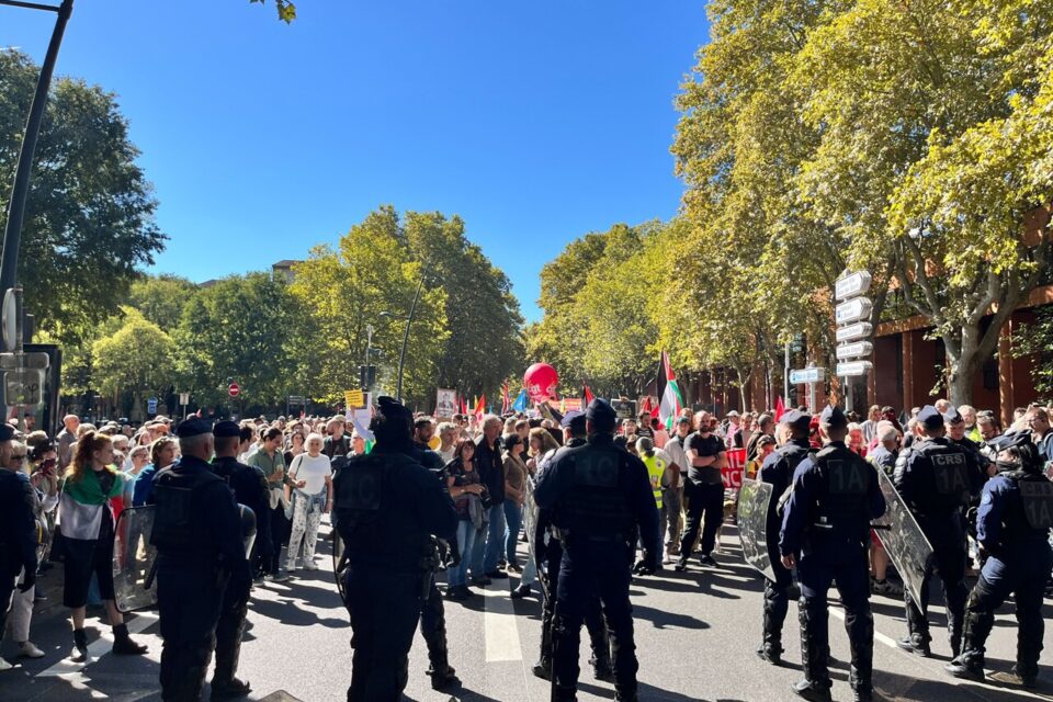 Entre 9000 et 20000 manifestants dans les rues de la ville.