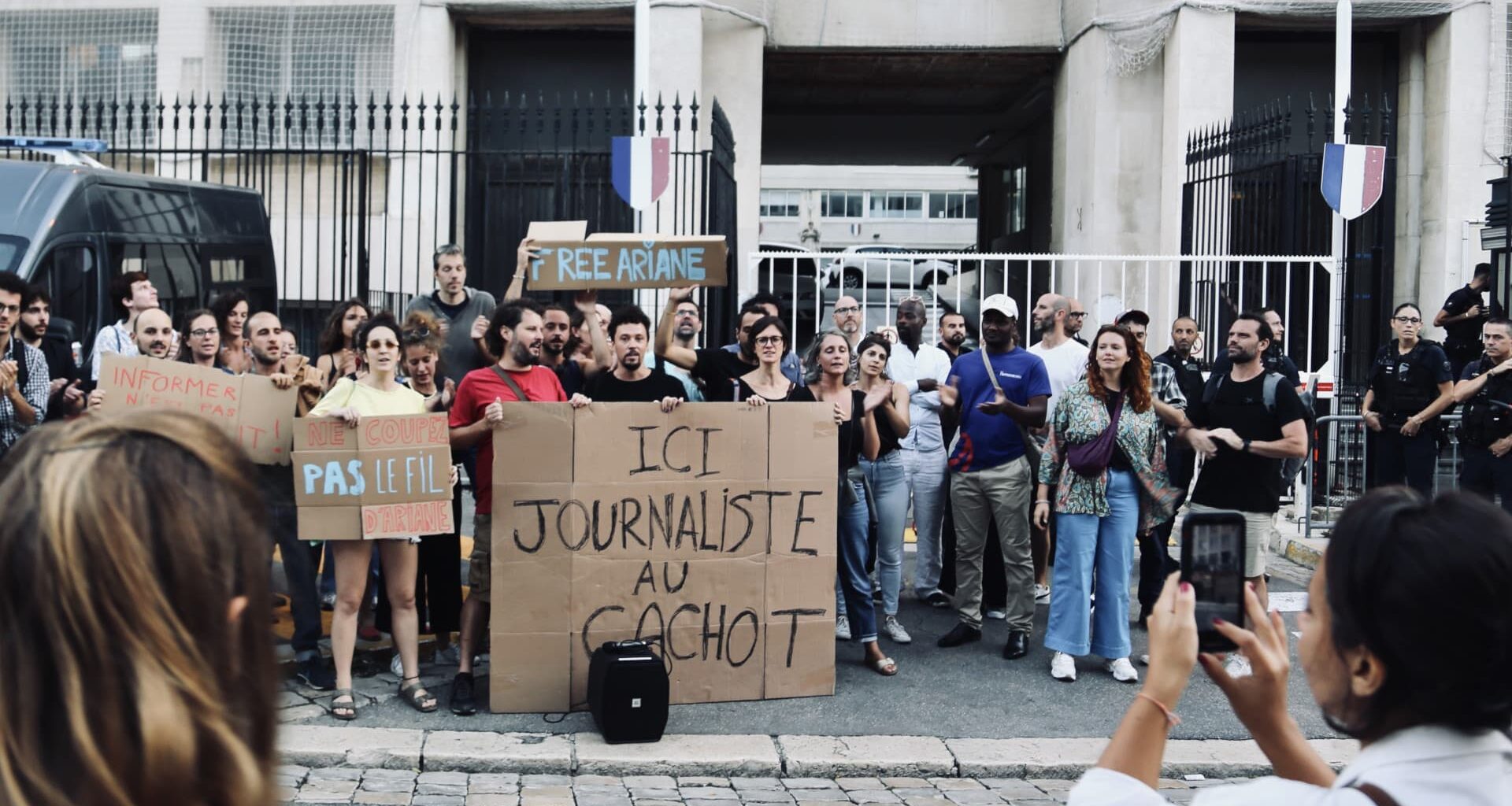 La journaliste marseillaise Ariane Lavrilleux obtient un non-lieu