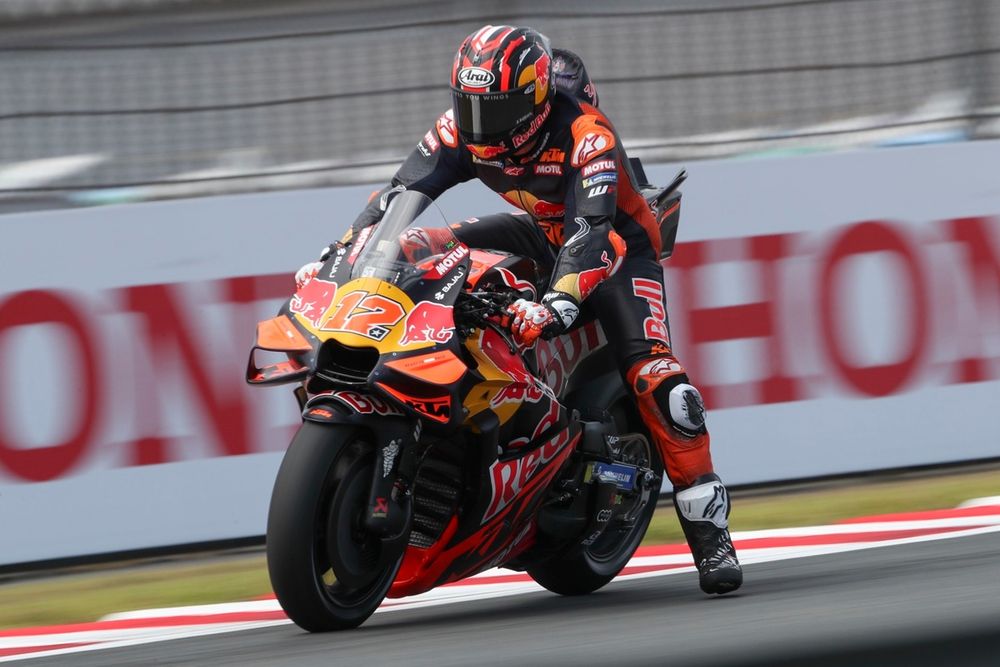 Maverick Viñales est particulièrement en difficulté dans les virages à gauche.