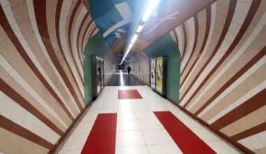 Le métro marseillais, une galerie d’art souterraine à découvrir