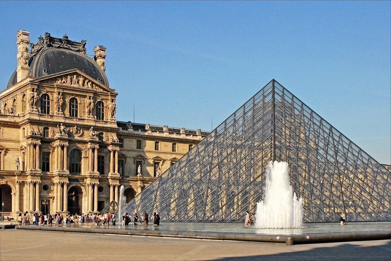un braquage a eu lieu ce dimanche matin au musée du Louvre, l'établissement fermé toute la journée