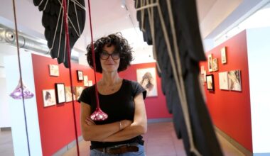 Katia Bourdarel expose son univers réaliste et onirique au musée Regards de Provence à Marseille