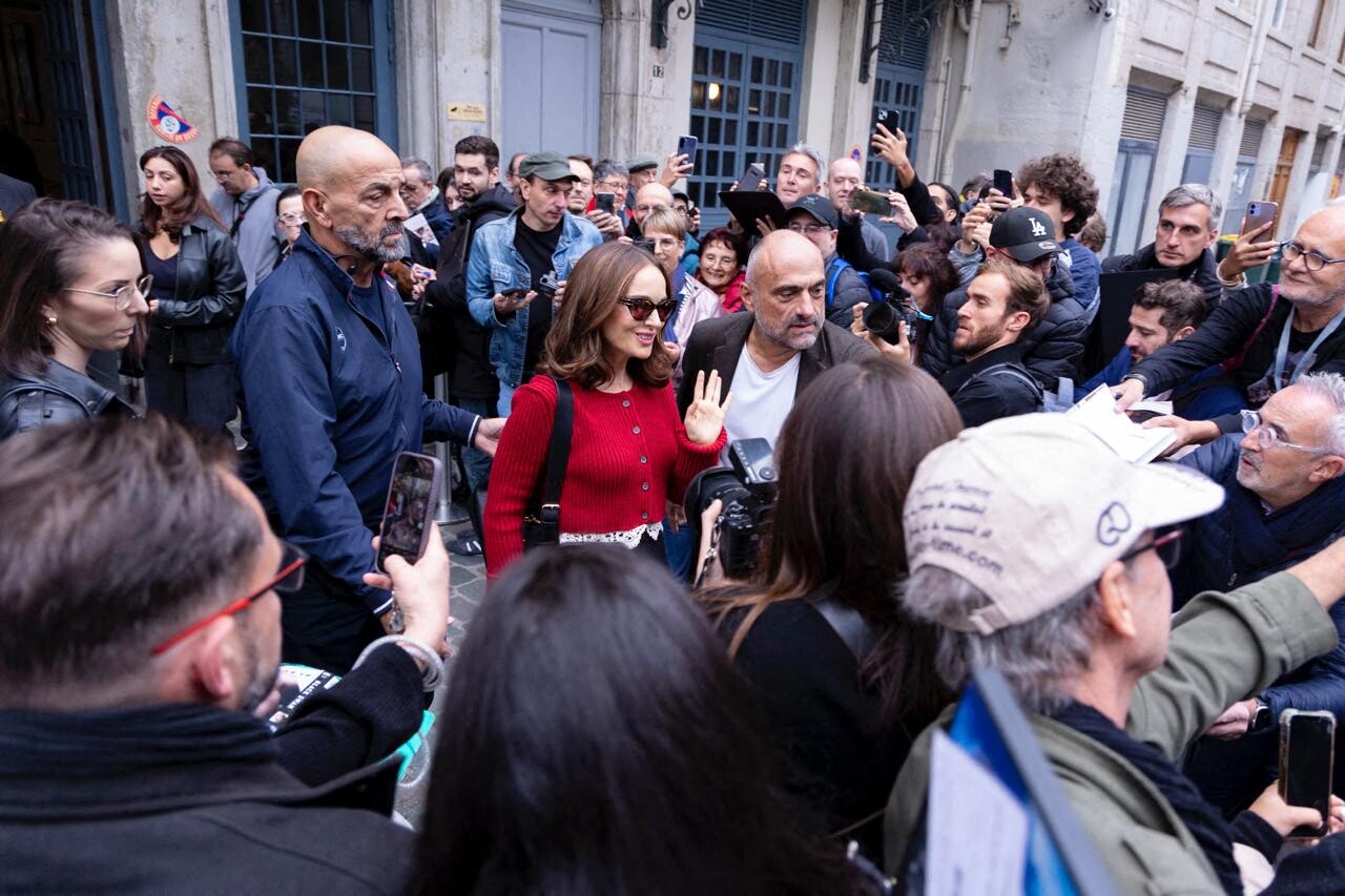 Natalie Portman vue à Lyon, la célèbre actrice fait sensation en ville