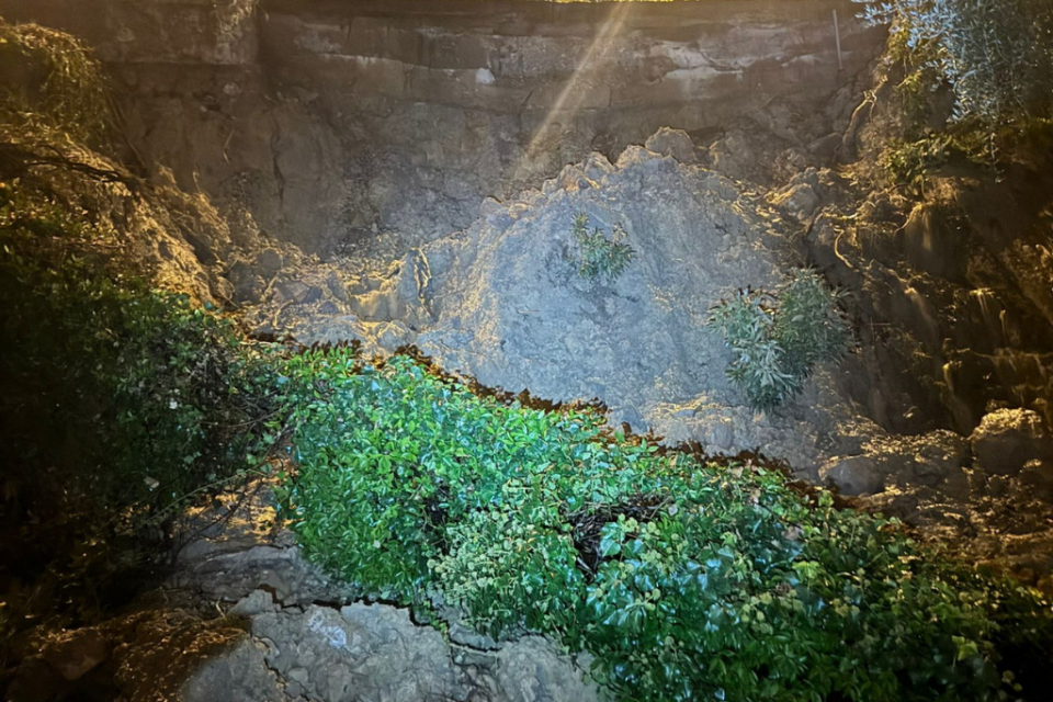 Les images de l'éboulement sont impressionnantes dans le quartier de Nice.