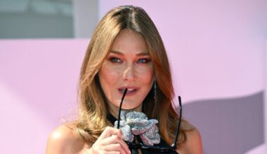 sa mère Andrée balance sur Carla Bruni, "C’est une fille…"