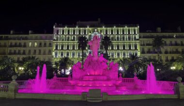 Octobre Rose dépistage Toulon monuments octobre rose