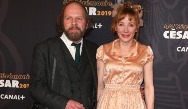 Julie Depardieu revient sur sa "rencontre pathétique" avec Philippe Katerine