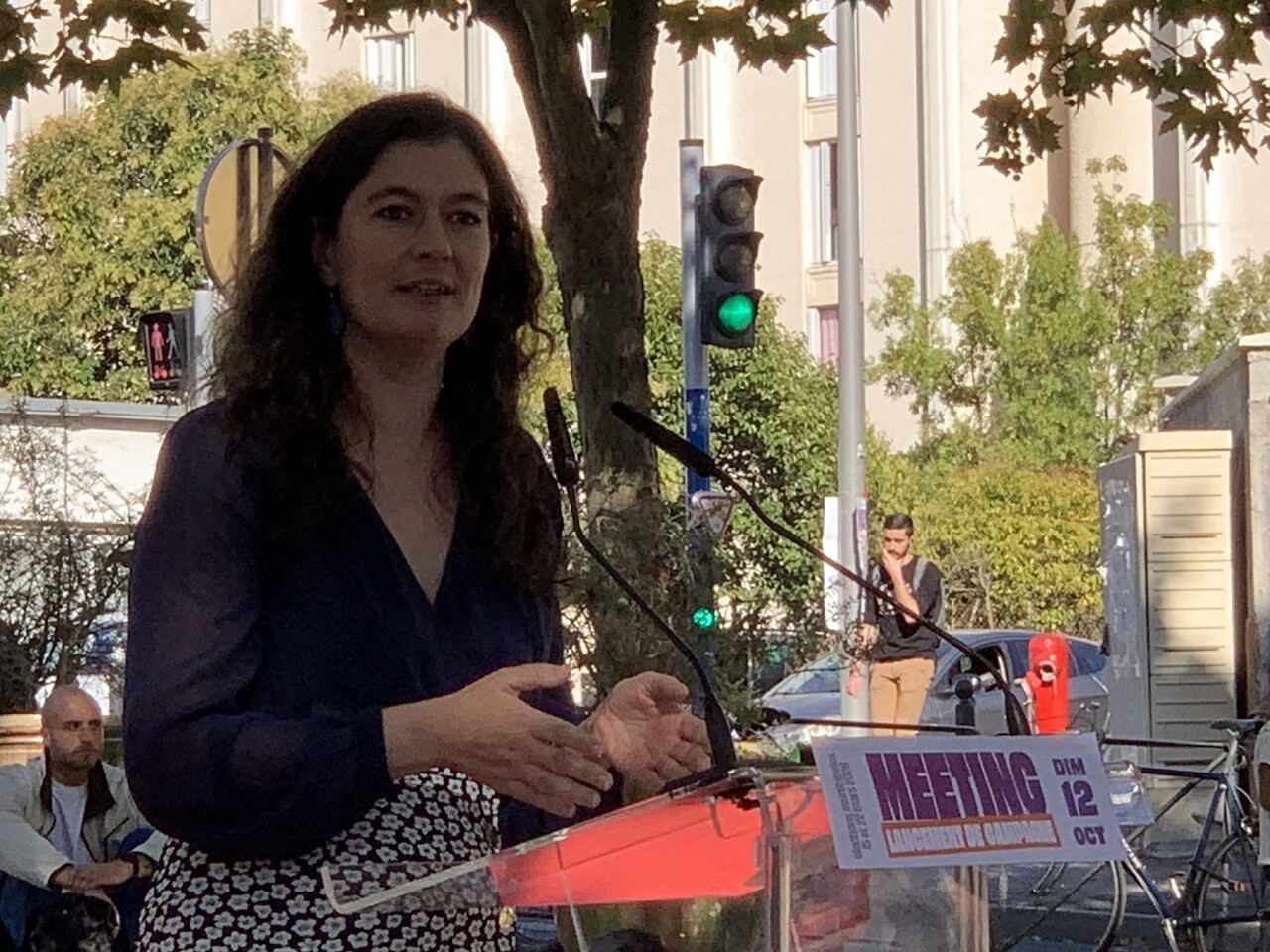 prête à toutes les échéances, Nathalie Oziol lance la campagne municipale de LFI