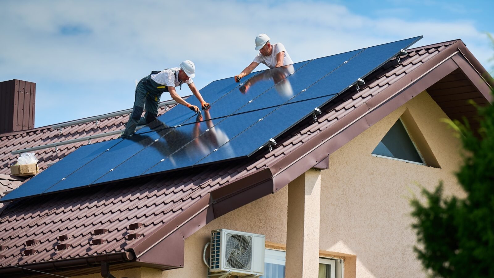 pourquoi installer des panneaux solaires vous coûte moins cher dès le 1er octobre ?