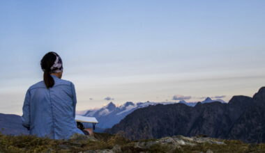 Grenoble. Rencontre avec la fascinante artiste qui sublime les paysages alpins, Ji-Young Demol Park
