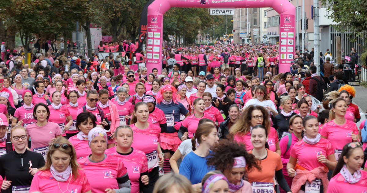 En direct. Des milliers de femmes aux couleurs d’Octobre Rose pour la 16e édition de la Strasbourgeoise