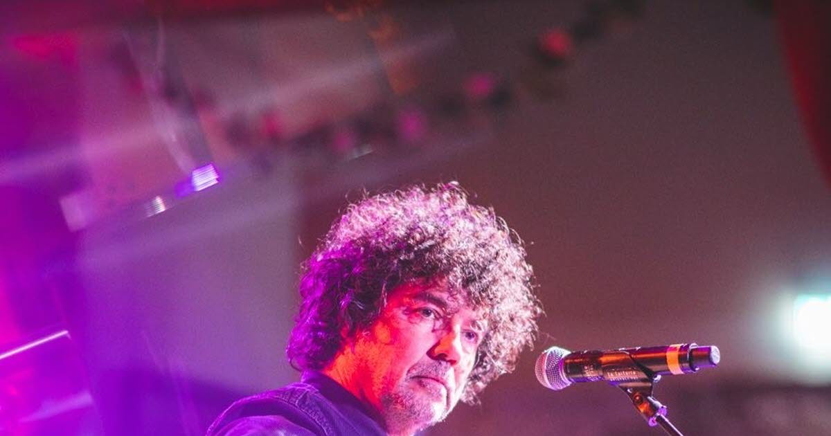Strasbourg. Yarol Poupaud raconte Johnny en anecdotes et en musique à Saint-Guillaume