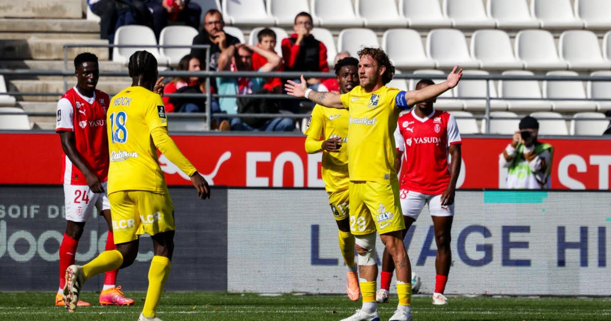 Ligue 2. « Un état d’esprit magnifique » : grâce à un bijou de Gaëtan Paquiez et à une redoutable efficacité, le GF38 sort de la zone rouge