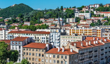 Immobilier. Saint-Étienne, Nîmes... Ces villes où l'on peut acheter plus grand depuis un an !
