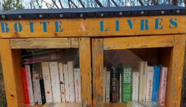 Laizé. La boîte à livres fracturée