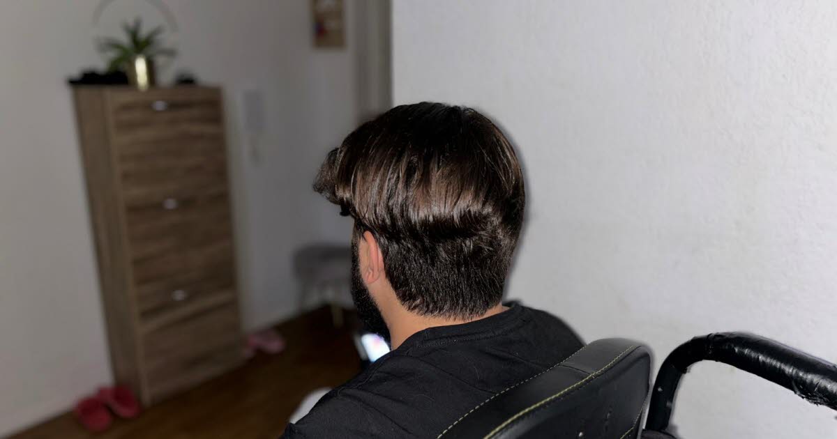 le jeune algérien, reçu par la préfecture, a rompu sa grève de la faim