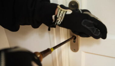 Saint-Etienne. Il tente d’entrer dans un appartement pour y voler de l’argent