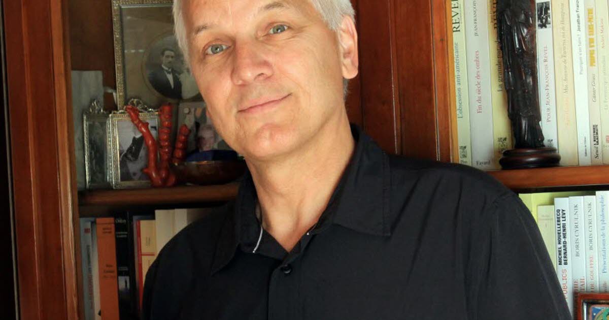 vous | Colmar. Richard Schalk en dédicace à la librairie Feuilles d’Encre