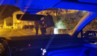 Lyon. Il poursuit son voleur et le bloque en attendant la police