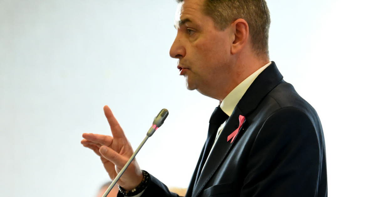 Saint-Étienne. Gaël Perdriau fait la liste des « boum », Régis Juanico va porter plainte pour diffamation