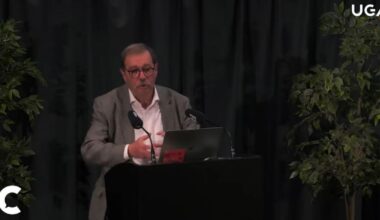 Quantique. Revivez la conférence d’exception avec Alain Aspect, prix Nobel de Physique, à Grenoble