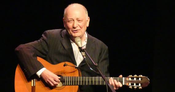 Claude Lemesle, le parolier des stars de la chanson française sur scène