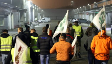 Strasbourg. Une flash action des agriculteurs devant le Parlement européen ce mardi