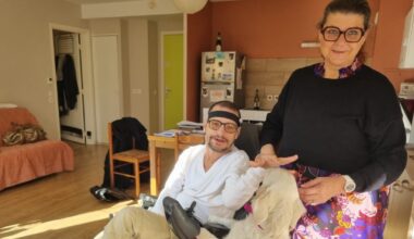 Lyon. Lourdement handicapé, Philippe est bloqué chez lui depuis un mois à cause d’une panne d’ascenseur
