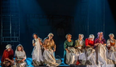 des conférences pour approfondir le sujet avec des historiens