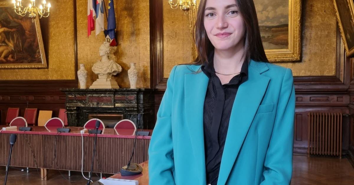 Dudu Topaloglu, élue à 21 ans