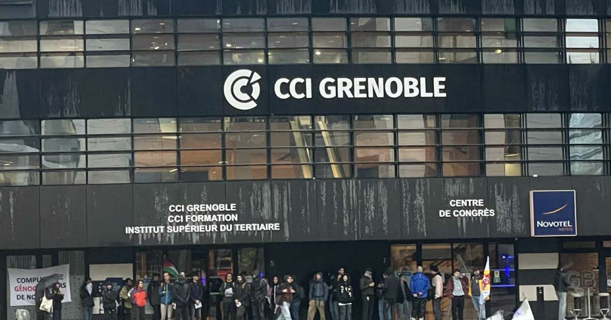 une trentaine de personnes mobilisées contre la présence d’entreprises de l’armement